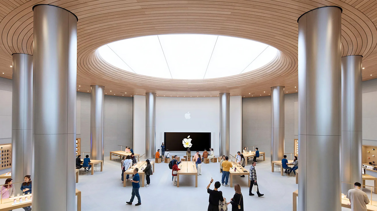 Apple Store Shanghai – Nanjing East Road Guide & Official Accessories
